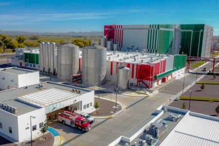 <p>Heineken planea invertir más de US$ 457 millones en una nueva planta cervecera al sureste de México</p>