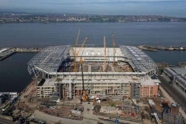 El moderno estadio en construcción del Everton FC. Foto: Bloomberg.