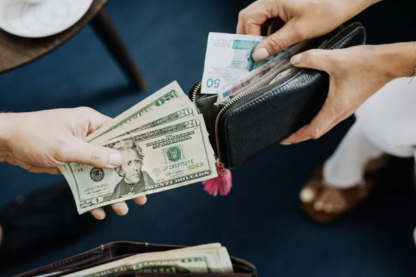 Volumen de transacciones de negocios en Latinoamérica cae 18% al cierre de agosto