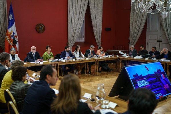 <p>En consejo de gabinete, Boric anticipa que el Presupuesto 2024 está "pensado en la reactivación"</p>