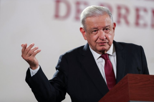Gobierno mexicano anuncia que está revisando concesiones de litio tras rumores de suspensiones