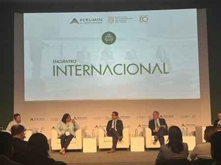 Sociedad minera peruana apunta a trabajar en una política energética que aborde de manera integral todas las fuentes