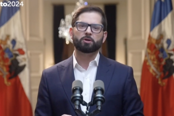 <p>Ahora en DF | Presidente Boric presenta ley de presupuestos e informa que gasto público crecerá 3,5% en 2024</p>