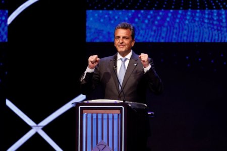 Sergio Massa avanza con una de sus promesas electorales: crear la “moneda digital argentina”