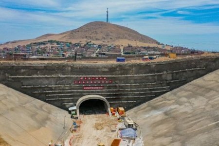 Se reanudan obras en sector del túnel que lleva a megapuerto peruano de Chancay