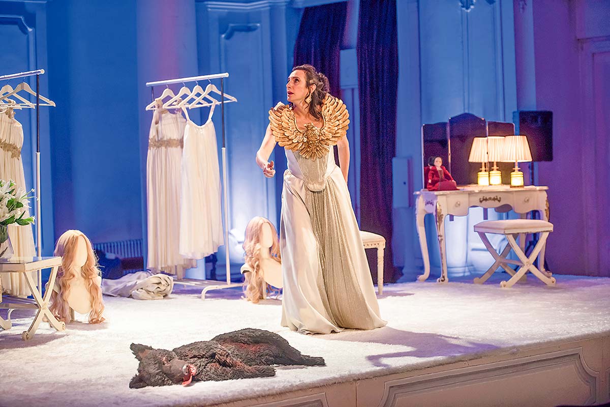 <p>Guía del Ocio: Blanca Lewin en la piel de María Callas</p>