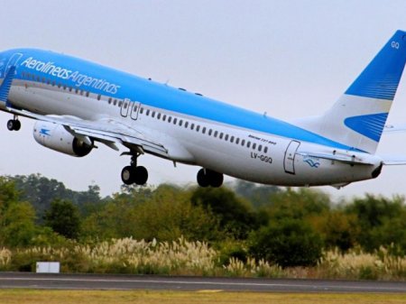 Aerolíneas Argentinas busca captar fondos por US$ 100 millones