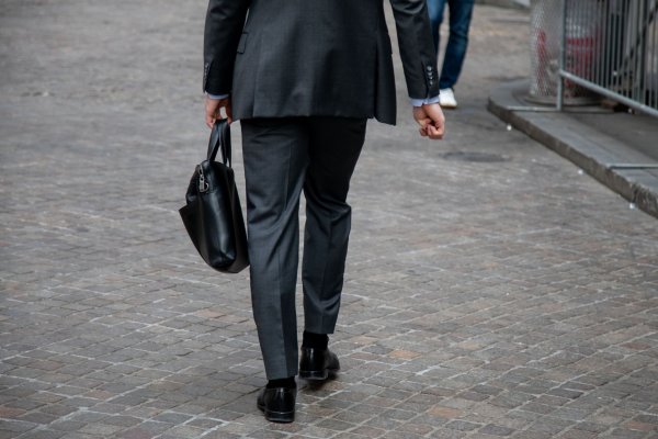 Mayoría de hombres en EEUU alcanza su salario máximo a los 35 años y a partir de ese punto se dispara la brecha de ingresos