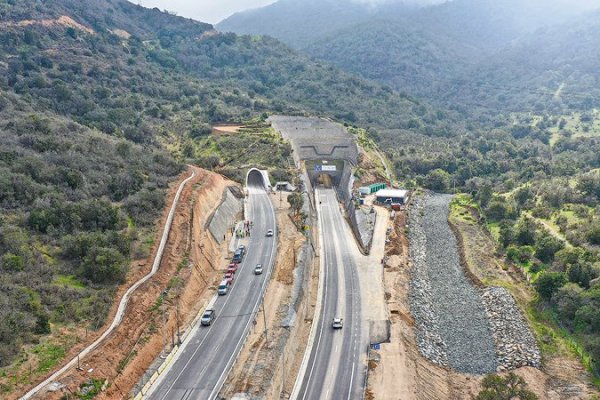 Concesionaria Túnel El Melón II solicita al MOP más de US$ 14 millones por sobrecostos en las obras