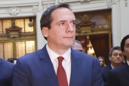 CEO de chilena Cencosud renuncia a su cargo tras ser sancionado por usar información privilegiada para adquirir acciones de la compañía