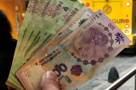 Dólar blue: enorme dispersión de precios marca las horas previas a las elecciones en Argentina