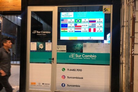 Prevén una baja del blue de la mano de la caída del dólar cripto