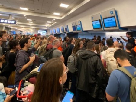 Paro en Aeroparque: por medida gremial, 56 vuelos de JetSmart y Flybondi son afectados y hay miles de pasajeros varados