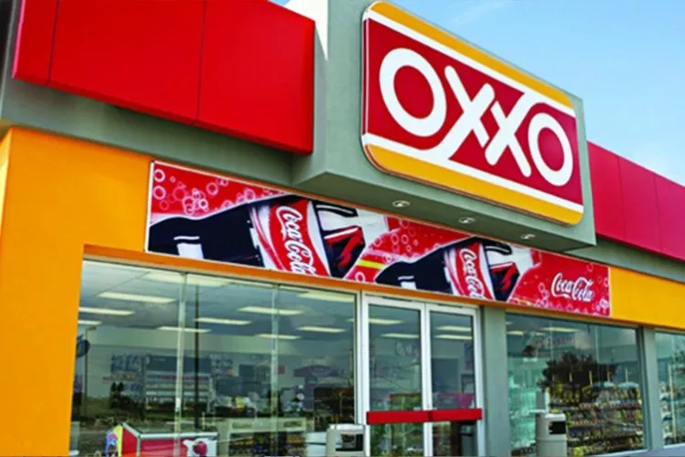 Ganancias trimestrales de Femsa caen, pero la mexicana proyecta crecimiento en ventas de Oxxo en 2024