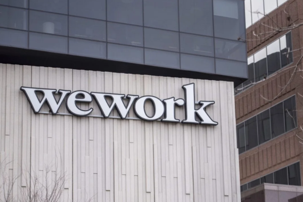 <p>Tras una vertiginosa historia de auge y caída, WeWork finalmente habría decidido acogerse a la Ley de Quiebras, asegura WSJ</p>