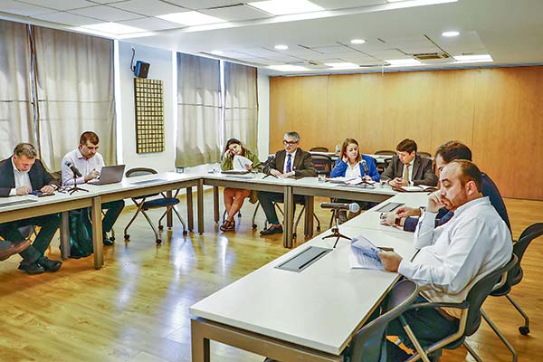 Hacienda se abre a cambios en Norma Antielusión y analiza nueva regularización de capitales en el extranjero