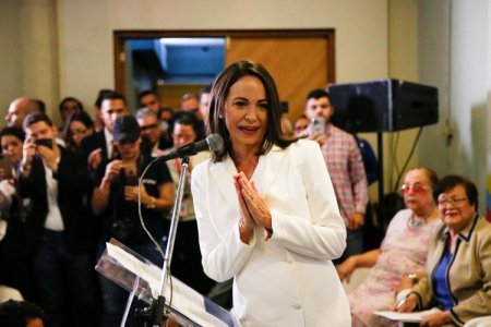 <p>Líder de oposición venezolana promete postularse a elecciones a pesar de las maniobras de Maduro por sacarla del juego</p>