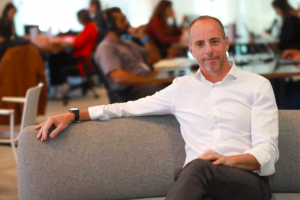 Inteligencia artificial generativa, la apuesta de Accenture para impulsar su negocio