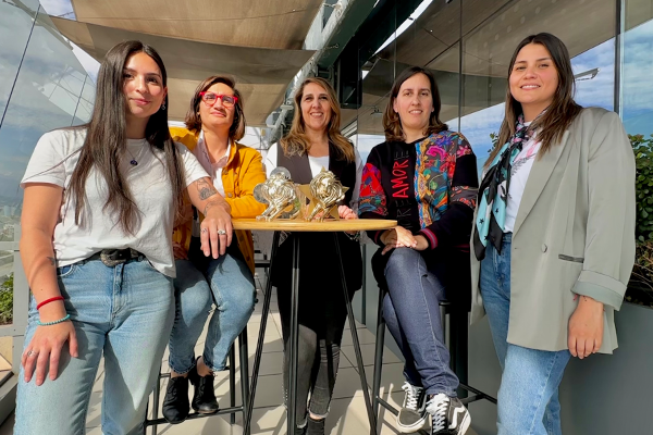 Daniela Cabezas, Sara Grandon, Paula Callejas, Iria Romar, Catalina Faisal.