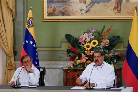 <p>Petro y Maduro proponen alianza energética entre Colombia y Venezuela</p>