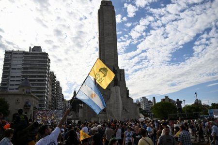 <p>La improbable alianza que podría dar forma al nuevo liderazgo radical de Argentina</p>
