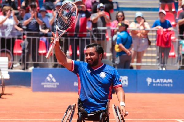 Francisco Cayulef, medallista panamericano en tenis en silla de ruedas. Foto: Santiago 2023.