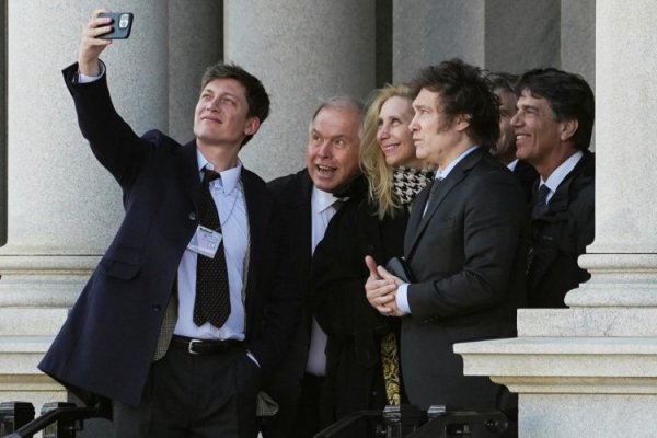 <p>Javier Milei deja la Casa Blanca tras sostener un "excelente" encuentro con altos funcionarios estadounidenses</p>