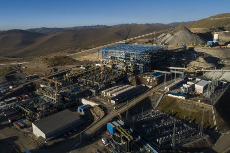 <p>Perú: Trabajadores de mina de cobre Las Bambas inician huelga indefinida</p>