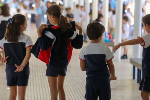 Argentina: inflación golpea la puerta de los colegios y universidades