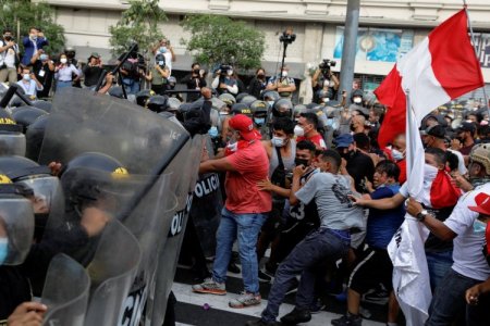 <p>El “milagro peruano” en duda: ¿Todavía es inmune la economía de la inestabilidad política?</p>