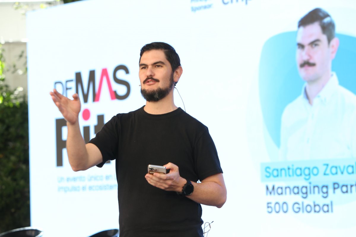 <p>Santiago Zavala, de 500 Global: “Nadie tiene una receta de cómo hacer una startup realmente exitosa”</p>