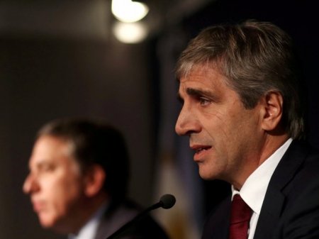 <p>Ministro Caputo reúne equipo económico de cara a anuncios de ajustes fiscales</p>