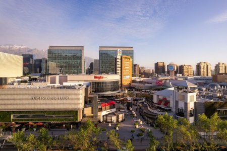 <p>Parque Arauco lanza servicios dark stores en Chile, Perú y Colombia en alianza con startups locales</p>