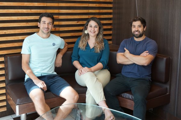 Sebastián Castillo, Francisca Castillo y Daniel Norero, cofundadores de Neocrop Technologies.