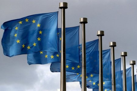 <p>La Unión Europea acuerda con Estados Unidos extender la suspensión de aranceles al acero y aluminio</p>