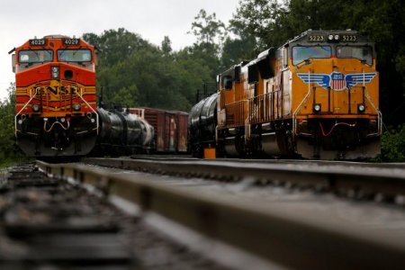 <p>Cierre de cruce ferroviario entre EEUU y México generaría escasez de alimentos y pérdidas diarias por US$ 130 millones</p>