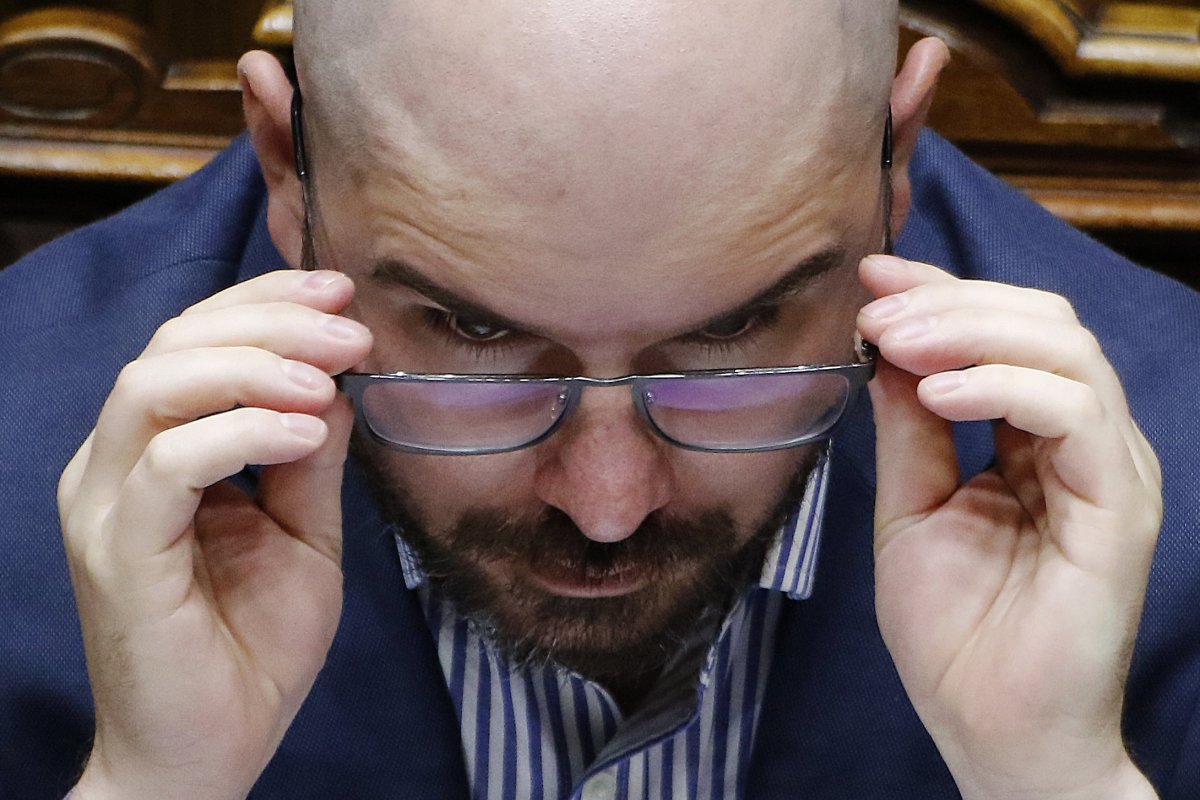 <p>Abogado de Jonás Gómez, Rodrigo Topelberg, Irací Hassler y con Gerardo Varela como primer jefe: quién defiende a Giorgio Jackson</p>