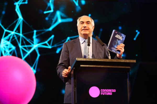 El presidente (s) de la Comisión Desafíos del Futuro del Senado, Francisco Chahuán, durante la inauguración del Congreso Futuro 2024.