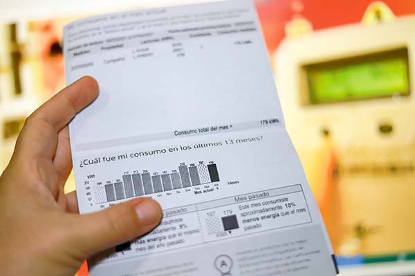 <p>Reajuste en el valor de las tarifas eléctricas aumentaría en dos décimas la inflación durante este año</p>
