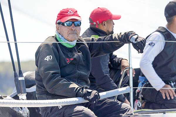 Horacio Pavez García a bordo del "Mitsubishi Motors". / Foto: Jankovic's Villatoro.