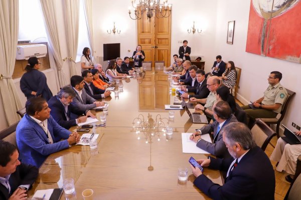 La Moneda anuncia cajeros automáticos en terminales agrícolas y más seguridad en rutas concesionadas de O´Higgins