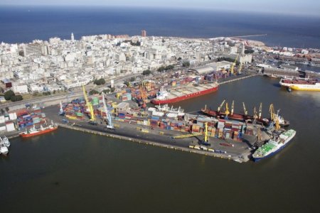 <p>Uruguay: Puerto de Montevideo logró ampliar profundidad de acceso a 14 metros tras negociaciones con Argentina</p>