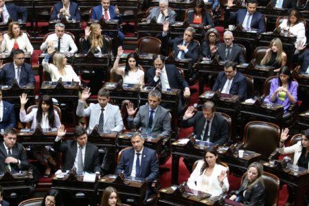 <p>Gobierno de Argentina propone nuevos cambios para que se apruebe Ley Ómnibus</p>