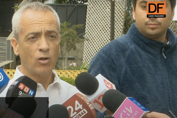 <p>Ahora en DF | Esval suspende cobros de agua en zonas afectadas por los incendios</p>