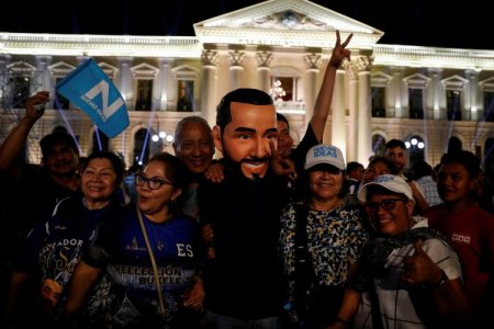 <p>Opinión FT: El autoritarismo de Bukele en El Salvador puede resultar contagioso</p>