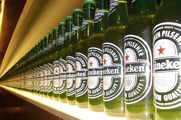 Heineken advierte de que una inflación persistente seguirá afectando a la demanda de cerveza este año