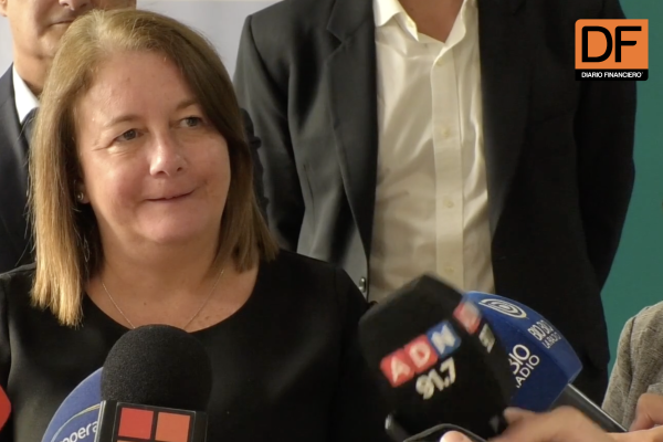 <p>Ahora en DF | Ministra (s) de Hacienda se refiere a la adquisición de vehículos Lexus de la Corte Suprema</p>