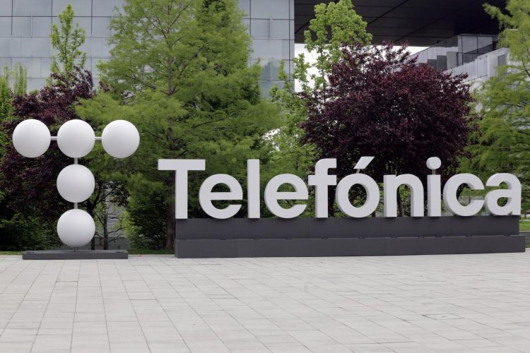 <p>Un "difícil entorno competitivo" en Chile y Perú continúa impactando el desempeño de Telefónica Hispam</p>