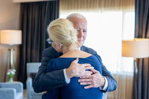 Biden se reunió en San Francisco con Yulia Navalnaya, la esposa de Alexei Navalny. (Foto: Reuters)