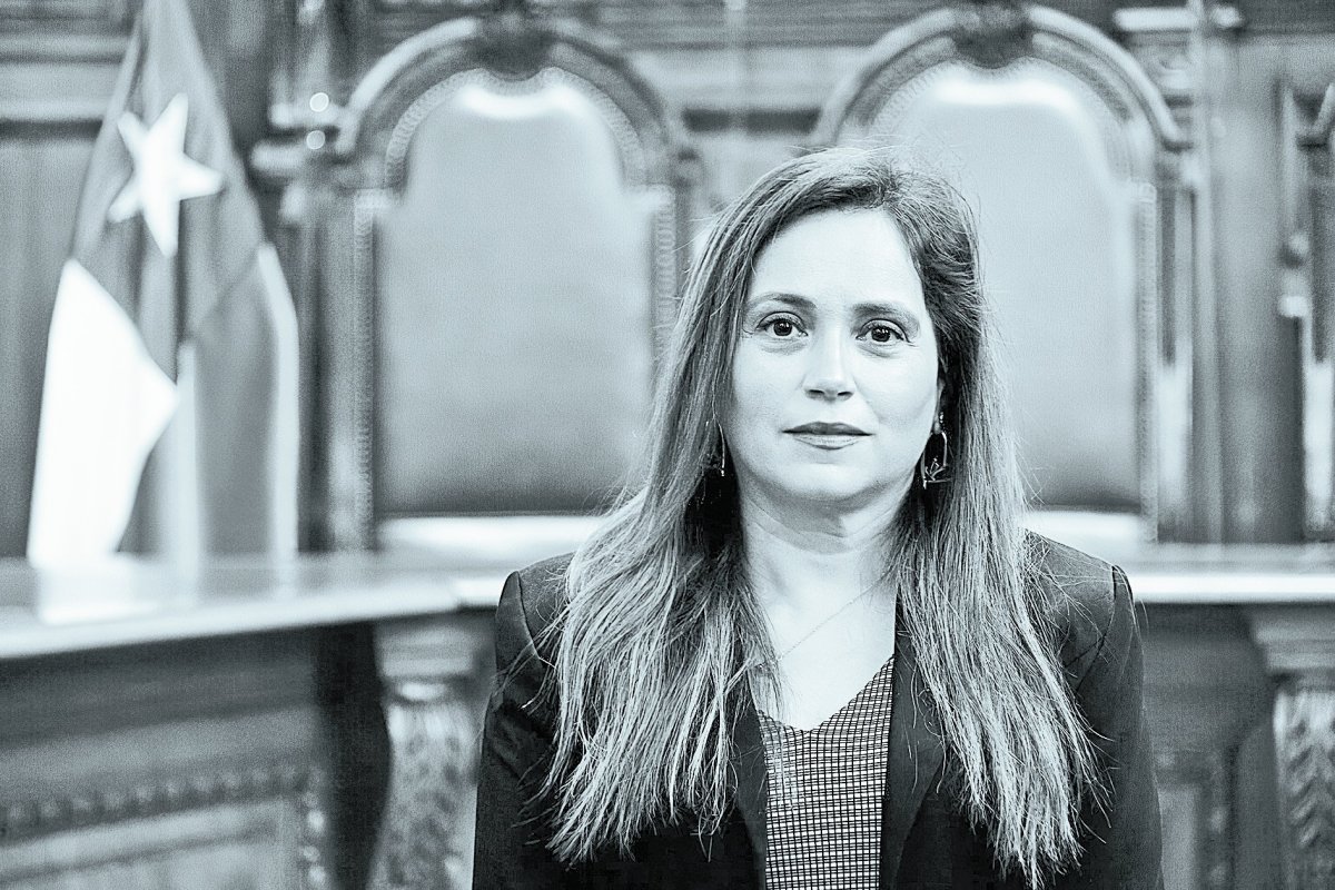 <p>Pérdida de clientes, dineros de Factop y prevaricación: Los 100 días de Leonarda Villalobos en el Caso Audios</p>